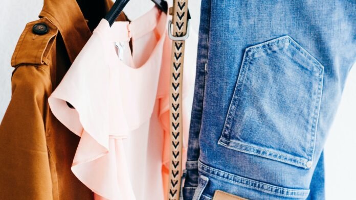 Street Style Stars: Influential Fashionistas Redefining Urban Fashion